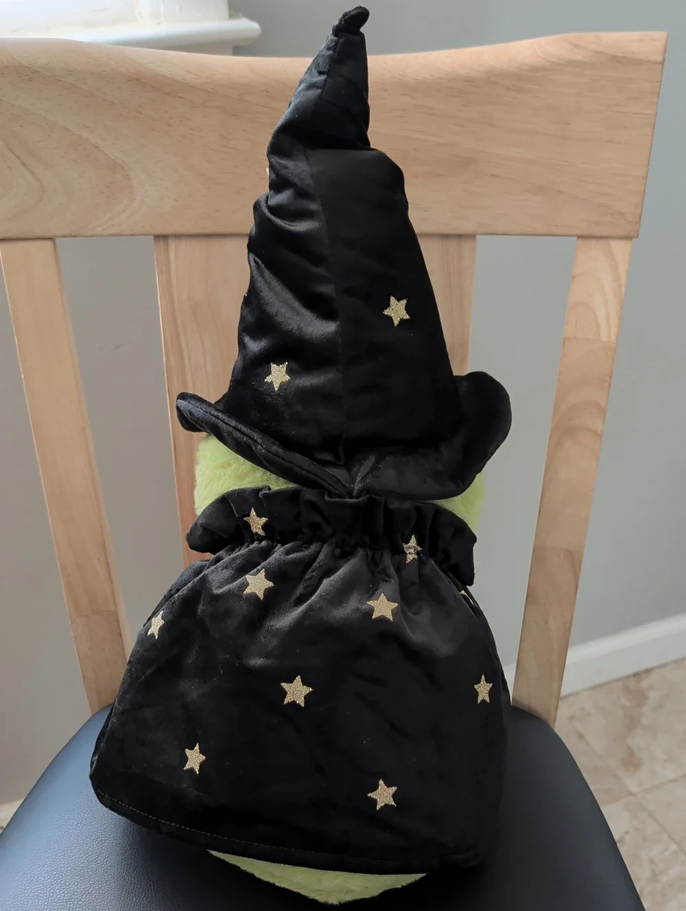 Moonlight Manor Wizard Frog Plush NWT